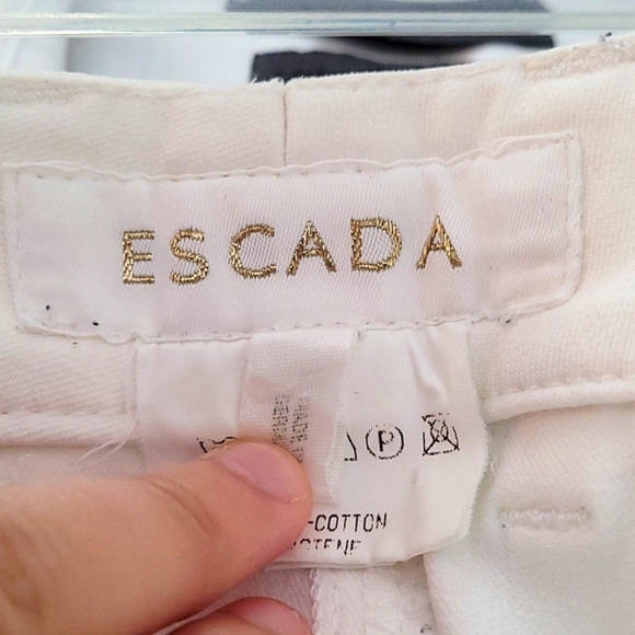 Vintage Escada White Denim Flare Jean - Picture 6 of 9